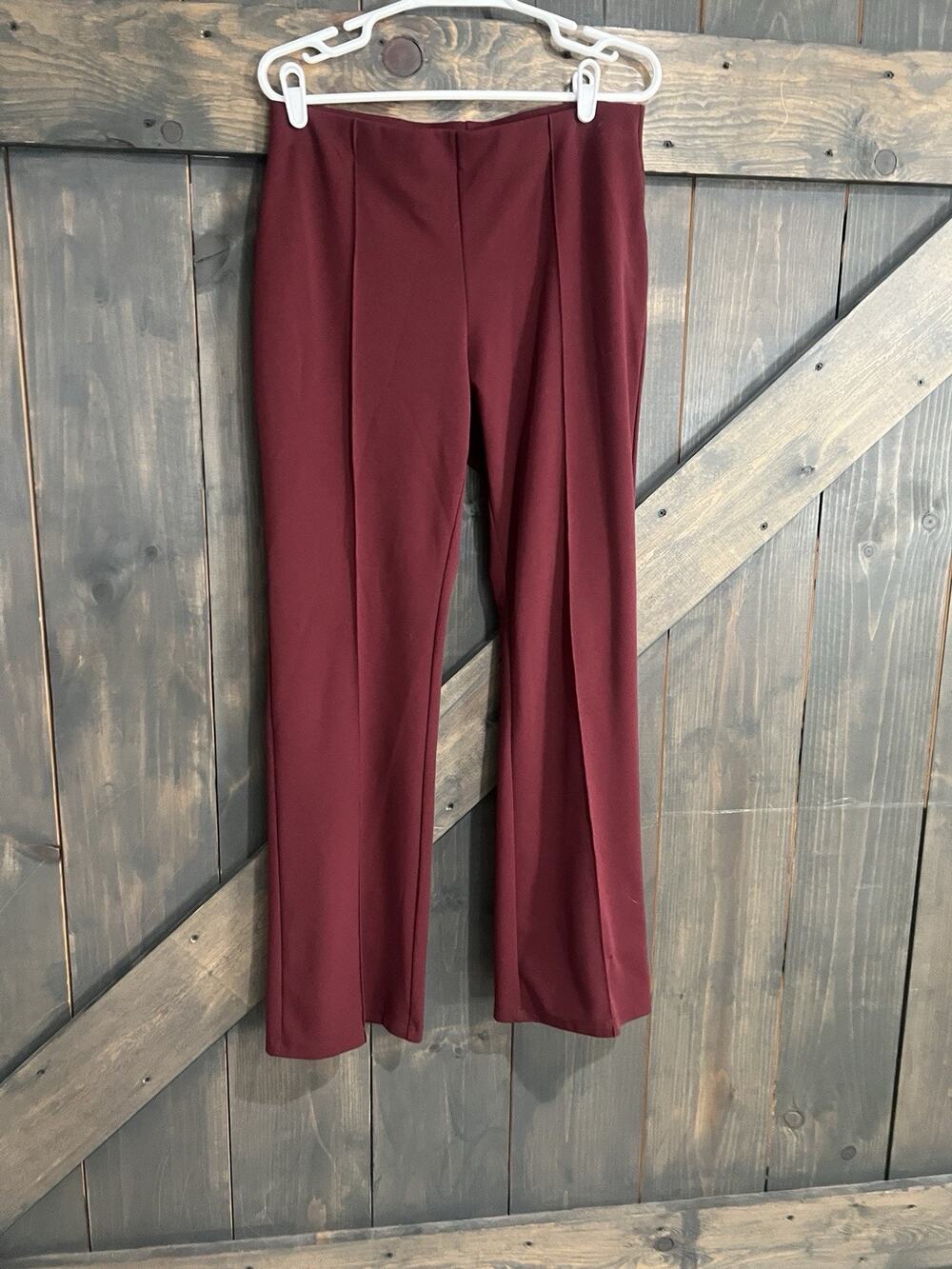 LuLaRoe Pants in Burgundy Medium Stretchy Leggings Dressy Business Casual